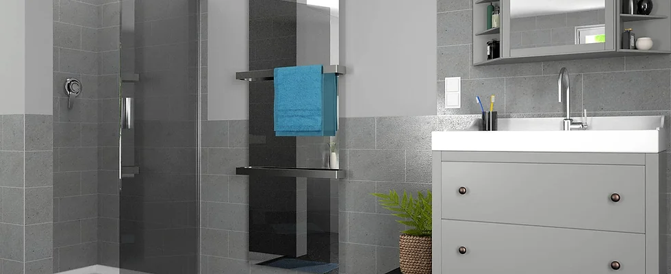 Bad-Infrarotheizung als Spiegel mit zwei mittig positionierten Handtuchhaltern, zwischen Dusche und Waschbecken positioniert.
